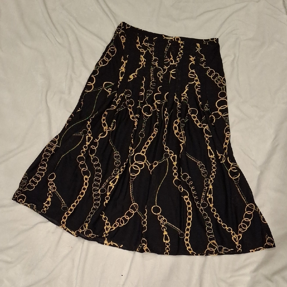 Chain Print Black Skirt